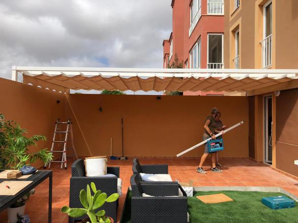 PERGOLAS SAXUN,PERGOLAS CON TOLDOS,TOLDOS DESLIZANTES,TOLDOS DE ONDA,TOLDOS FUERTEVENTURA,TOLDOS EN LANZAROTE,SAXUN,PERSYMAR